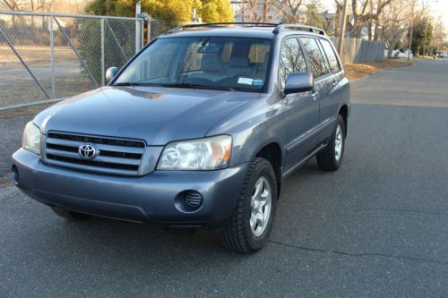 2004 toyota highlander 4cylinder low miles with body damage