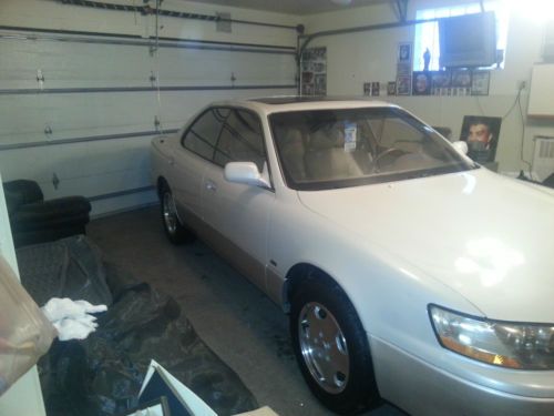 1996 lexus es300 base sedan 4-door 3.0l