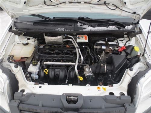 XL 2.0L Front Wheel Drive Carfax One Owner Automatic Cargo Mini Van White Clean, image 35