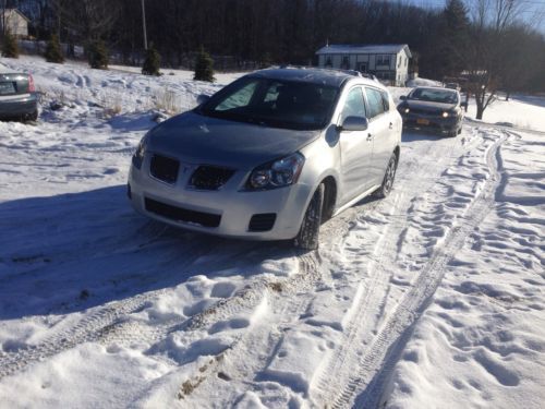 2009 pontiac vibe awd wagon 4-door 2.4l