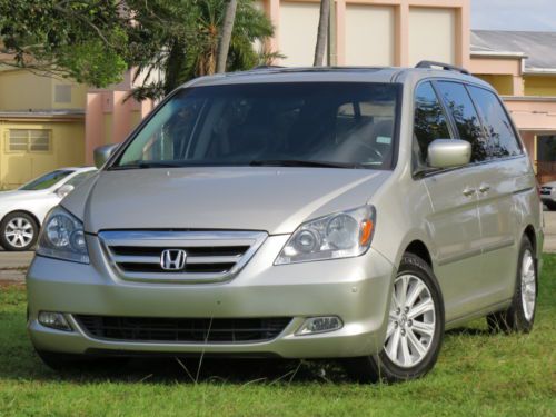 2005 honda odyseey touring dual power sliding doors power trunk nav tv/dvd roof
