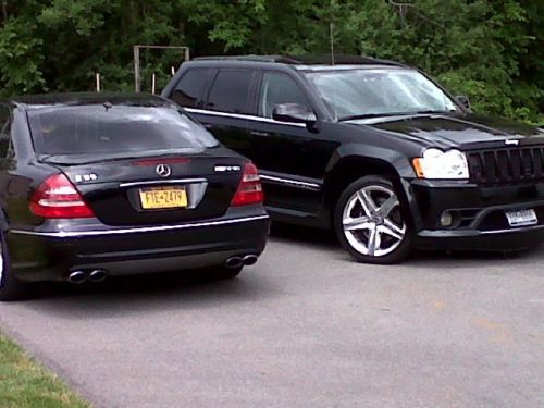 2006 jeep grand cherokee srt8 sport utility 4-door 6.1l