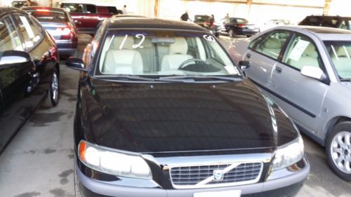 2004 volvo s60 2.5t sedan 4-door 2.5l