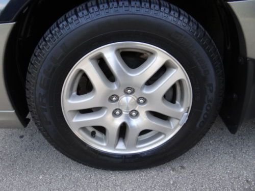 SUBARU OUTBACK WAGON AWD * NO RESERVE LOW 60K MILES! ONE OWNER! RARE FIND!, image 64