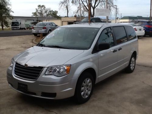 Clean carfax one owner rear air power windows cruise third row seat van