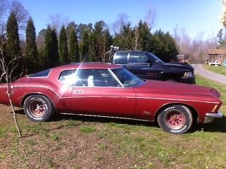 71 buick riviera, maroon, 455 4 bareel,