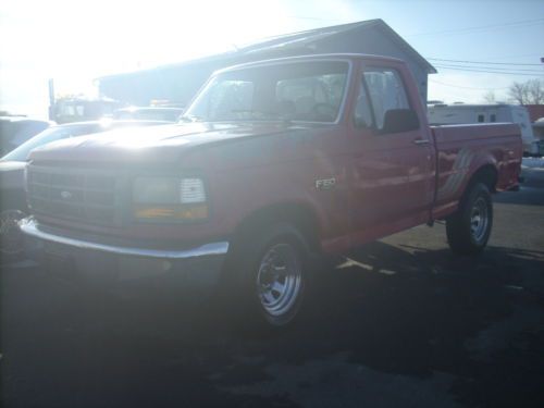 1992 Ford F 150 Custom Short Bed, image 2