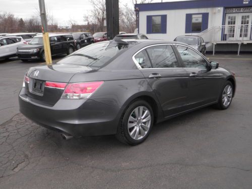 Clean Title, Leather Heated Seats, Moon Roof, Blue Tooth, Low Miles, Side Airbag, US $18,888.00, image 2