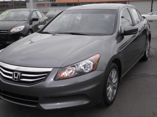 Clean Title, Leather Heated Seats, Moon Roof, Blue Tooth, Low Miles, Side Airbag, US $18,888.00, image 5