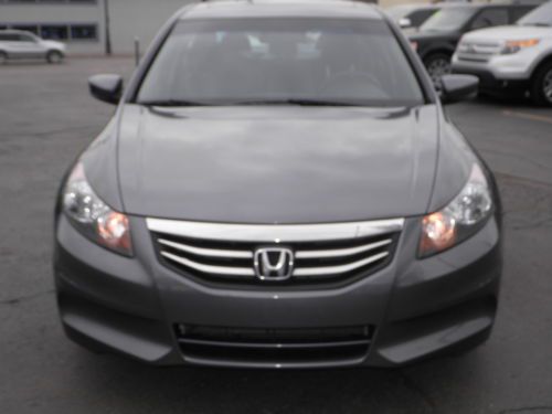 Clean Title, Leather Heated Seats, Moon Roof, Blue Tooth, Low Miles, Side Airbag, US $18,888.00, image 6
