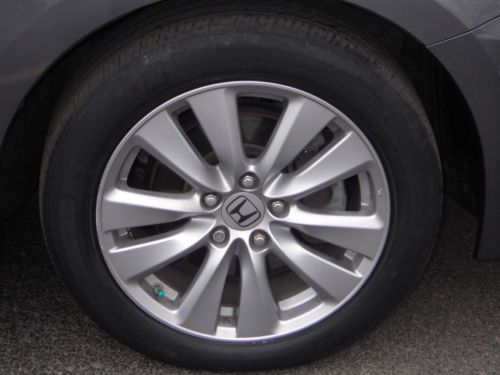 Clean Title, Leather Heated Seats, Moon Roof, Blue Tooth, Low Miles, Side Airbag, US $18,888.00, image 14