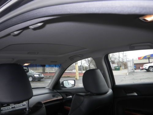 Clean Title, Leather Heated Seats, Moon Roof, Blue Tooth, Low Miles, Side Airbag, US $18,888.00, image 23