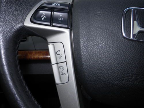 Clean Title, Leather Heated Seats, Moon Roof, Blue Tooth, Low Miles, Side Airbag, US $18,888.00, image 27