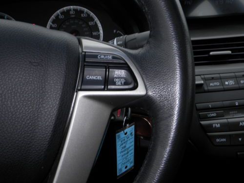 Clean Title, Leather Heated Seats, Moon Roof, Blue Tooth, Low Miles, Side Airbag, US $18,888.00, image 28