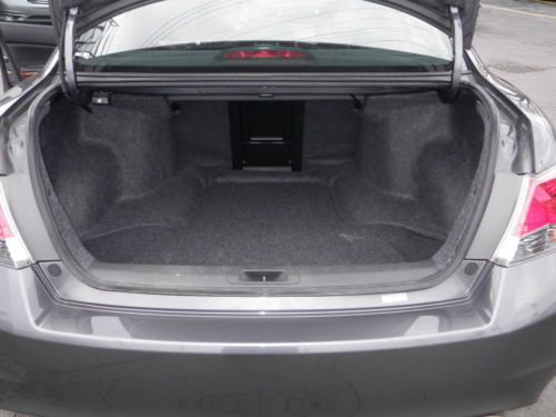 Clean Title, Leather Heated Seats, Moon Roof, Blue Tooth, Low Miles, Side Airbag, US $18,888.00, image 38