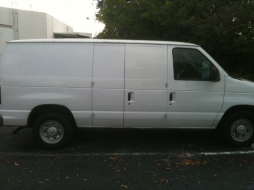 2006 ford econoline cargo van