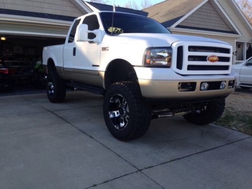 Lifted 2001 f250 powerstroke 7.3 larait harley davidson front