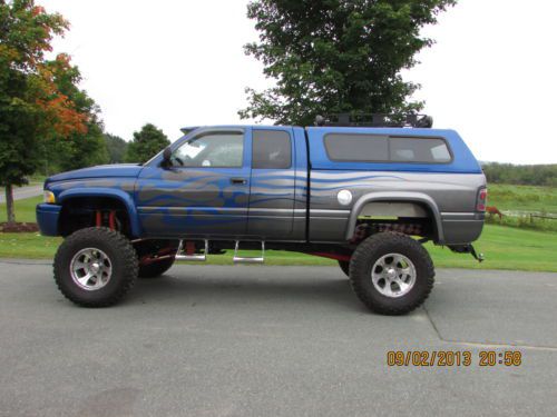 200 BLUE AND SILVER DODGE RAM 1500, US $16,000.00, image 7