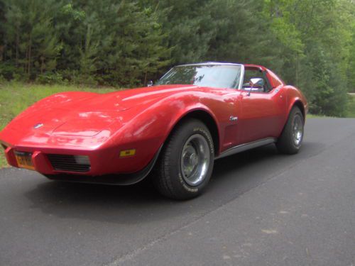 1975 corvette t-top stingray