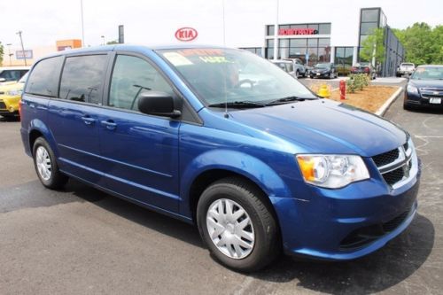 SE CD Passenger Climate Control Rear AC 3rd Row Seat 4-Wheel Disc Brakes A/C A/T, image 2
