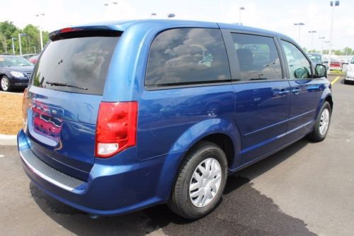 SE CD Passenger Climate Control Rear AC 3rd Row Seat 4-Wheel Disc Brakes A/C A/T, image 3