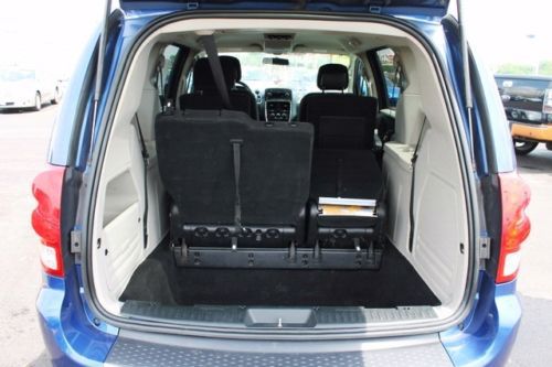 SE CD Passenger Climate Control Rear AC 3rd Row Seat 4-Wheel Disc Brakes A/C A/T, image 5