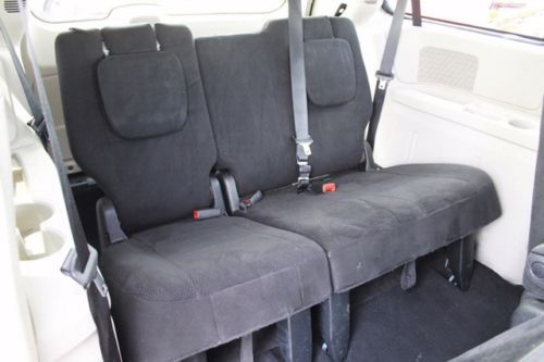 SE CD Passenger Climate Control Rear AC 3rd Row Seat 4-Wheel Disc Brakes A/C A/T, image 9