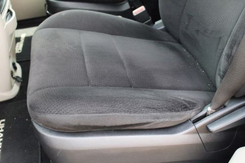 SE CD Passenger Climate Control Rear AC 3rd Row Seat 4-Wheel Disc Brakes A/C A/T, image 17
