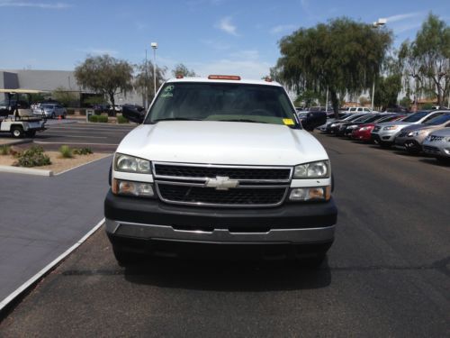 Low mile 2006 Dually, Duramax Diesel, Backup Camera, Chrome Wheels, Navi!!, image 4