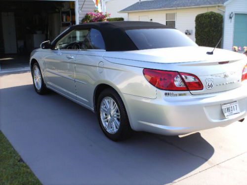 2008 chrysler sebring touring convertible 2-door 2.7l