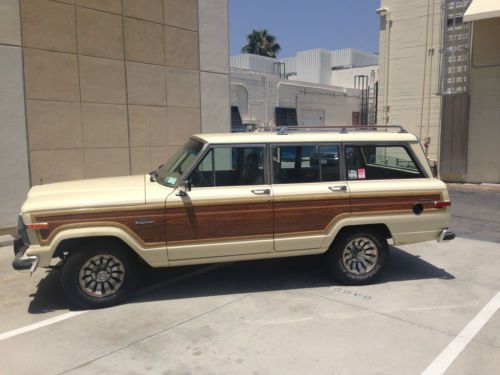 1986 jeep grand wagoneer base sport utility 4-door 5.9l