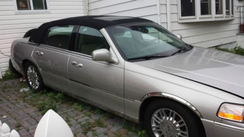 2006 lincoln town car signature limited sedan 4-door 4.6l