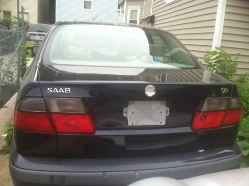 1999 saab 9-5 blue..4cyl 05 passenger 4 doors