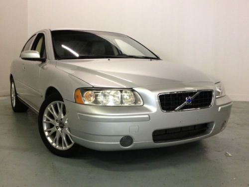 2005 volvo **touch screen**low miles