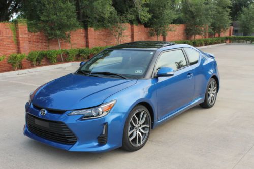 2014 scion tc sports coupe 2k miles auto panoramic roof alloys --  free shipping