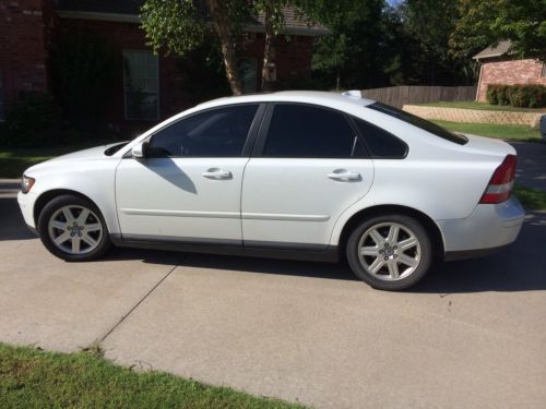 2007 volvo s40 2.4i sedan 4-door 2.4l