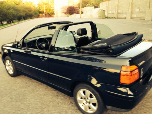 2001 volkswagen cabrio glx convertible 2-door 2.0l