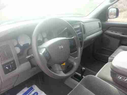 2004 Dodge Ram 1500 4x4 SLT Crew Cab Pickup 4-Door 4.7L, image 13