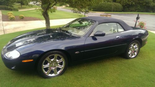 2000 jaguar xk8 base convertible 2-door 4.0l