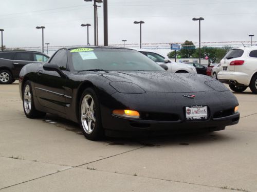 2004 chevrolet corvette base
