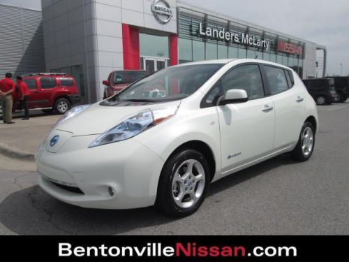 2012 nissan leaf sv