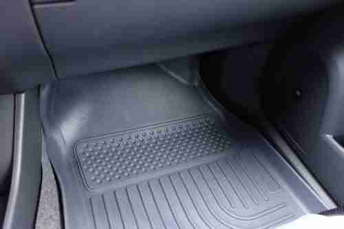 2011 Toyota Prius model 3 with GPS navigation, SmartKey, backup camera and extra, US $22,500.00, image 5