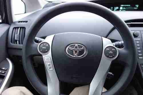 2011 Toyota Prius model 3 with GPS navigation, SmartKey, backup camera and extra, US $22,500.00, image 10
