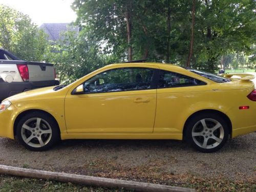 2007 pontiac g5 gt coupe 2-door 2.4l