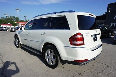 2012 Mercedes-Benz GL450 Base Sport Utility 4-Door 4.6L, image 3
