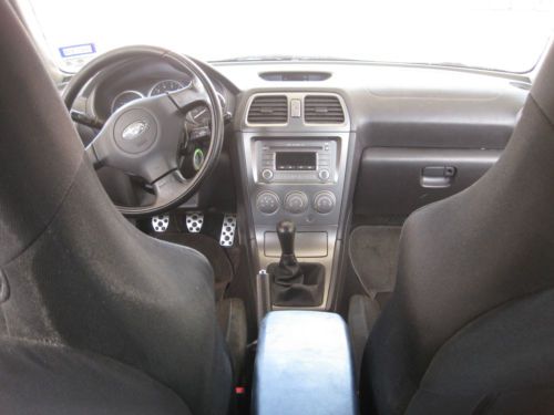 Subaru Impreza WRX 5 door, 2005, 5 spd manual, one owner, black, clear title., image 7