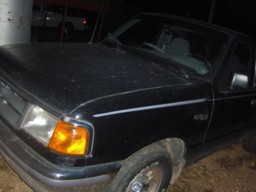1996 Ford Ranger 4cyl, 5 speed, new timing belt and water pump, bed liner, 2wd, image 3