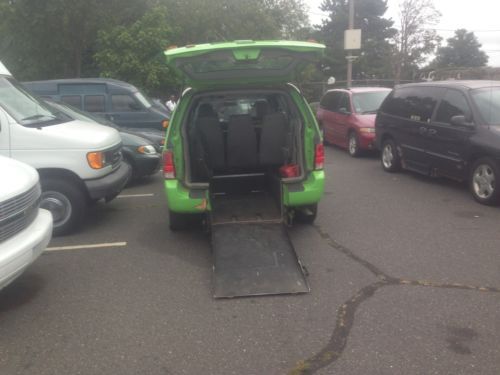 Van  wheelchair handicap ford freestar 05 rear  ramp