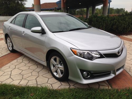 14 Toyota Camry SE 5-Day NO RESERVE Clean Rebuilt Title Runs & Drives Perfect!!!, image 13