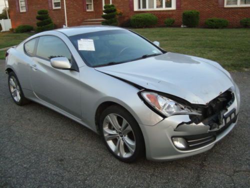 Hyundai genesis cp salvage rebuildable repairable damaged project wrecked fixer